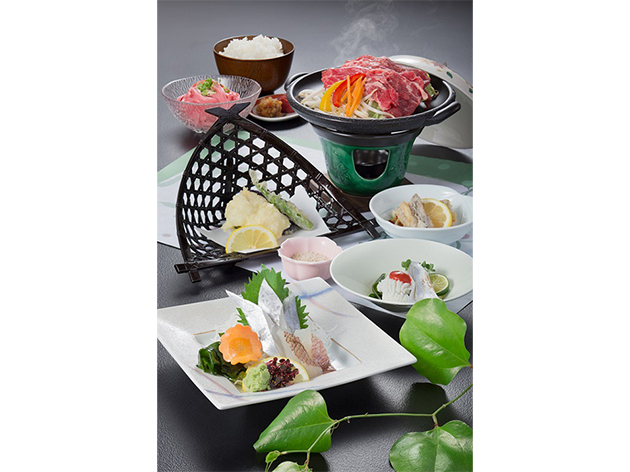 2日目夕食_レストラン雲水（イメージ）