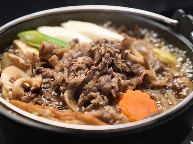 昼食：上杉伯爵邸/すき焼き煮込み御膳（イメージ）
